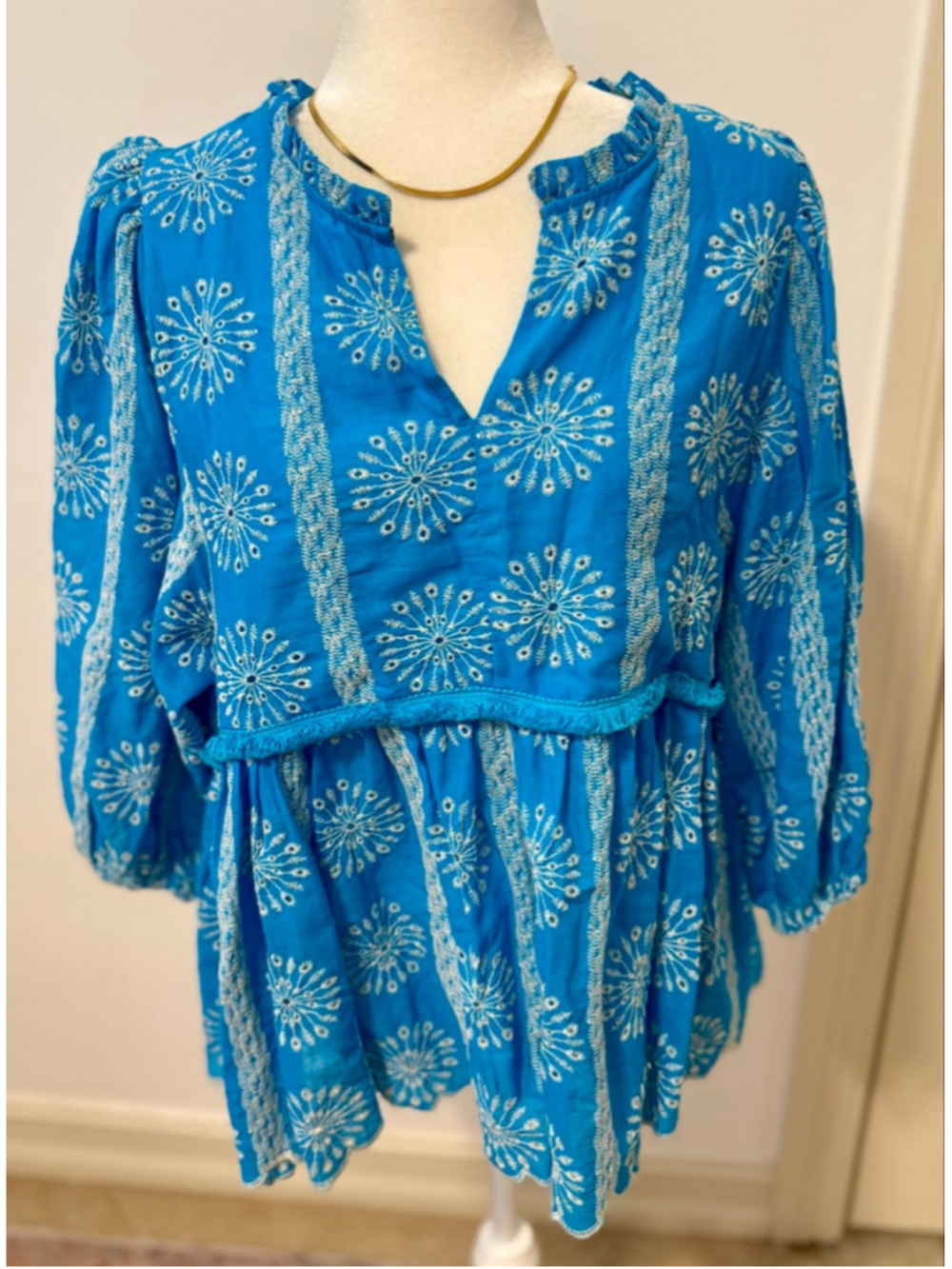 Umgee teal Blue & White Embroidered eyelet Tunic Top M, babydoll, empire